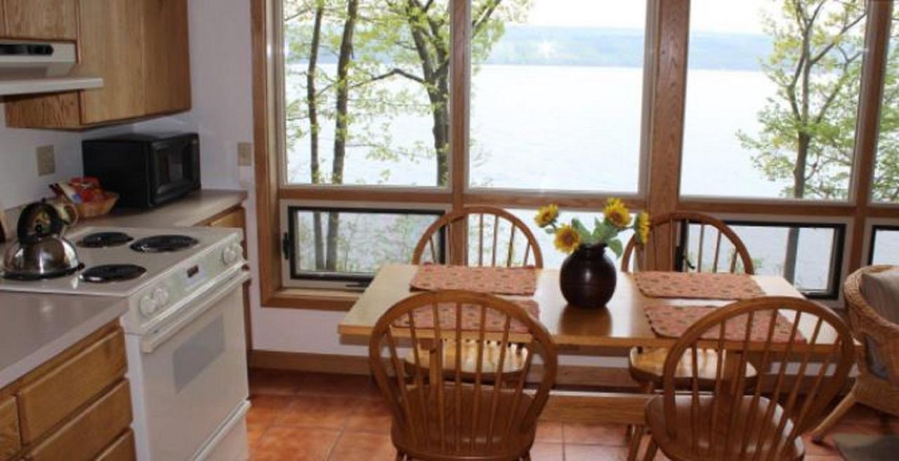 Sunrise Landing Bed And Breakfast Dundee Exterior photo